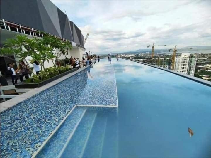 Aeon Towers Studio Suite Davao ภายนอก รูปภาพ